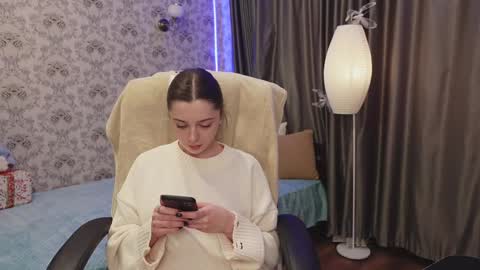 dinacandy online show from 12/20/24, 11:32