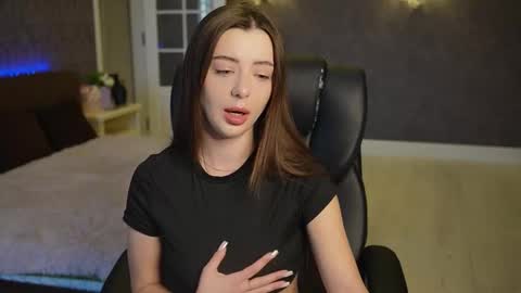 dinacandy online show from 03/17/26, 08:17