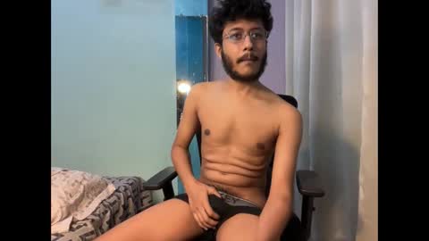 Snapshot of dinchain chatting on 03/15/26, 12:22 Dinchain online show from 03/15/26, 12:22