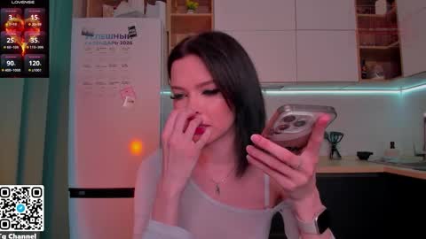 Snapshot of dindin_ chatting on 03/14/26, 06:52 Jessie online show from 03/14/26, 06:52