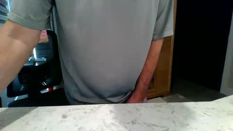 Snapshot of dinger524678 chatting on 02/06/25, 08:34 dinger524678 online show from 02/06/25, 08:34