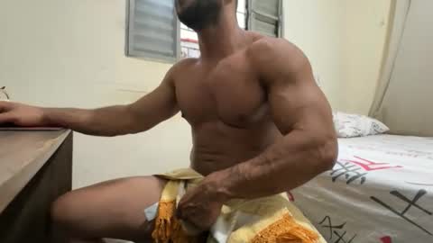 dinhoo14 online show from 12/02/25, 06:58