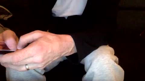 dinnerout1111 online show from 01/05/25, 03:34