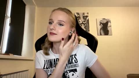 Kate online show from 12/03/25, 09:07