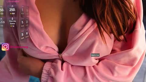 Snapshot of diodoramag chatting on 02/20/25, 10:16 Diodora Magenta online show from 02/20/25, 10:16