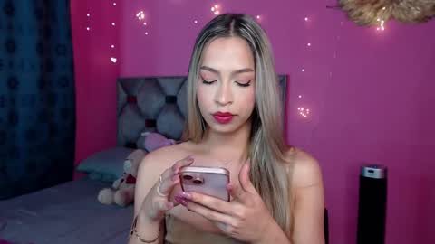 Snapshot of dione_sexyy chatting on 12/15/24, 03:13 IG dionemontecarlo19 online show from 12/15/24, 03:13