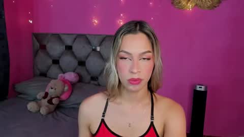 Snapshot of dione_sexyy chatting on 01/26/25, 04:20 IG dionemontecarlo19 online show from 01/26/25, 04:20