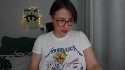 Snapshot of diosa_cadenas chatting on 12/30/24, 12:32 Anglica A online show from 12/30/24, 12:32