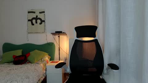 Snapshot of diosa_cadenas chatting on 02/28/25, 08:07 Anglica A online show from 02/28/25, 08:07
