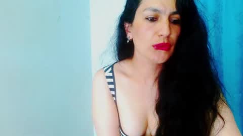 Snapshot of diosa_gil chatting on 04/11/26, 01:43 diosa_gil online show from 04/11/26, 01:43