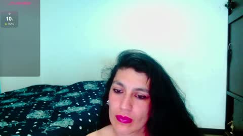 Snapshot of diosa_gil chatting on 05/13/26, 02:20 diosa_gil online show from 05/13/26, 02:20