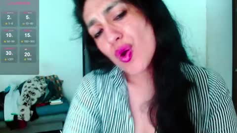 Snapshot of diosa_gil chatting on 07/12/26, 02:02 diosa_gil online show from 07/12/26, 02:02