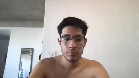 dioslatino online show from 12/04/25, 02:15