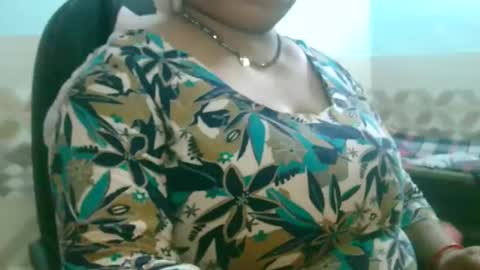 dipa2345 online show from 10/07/25, 10:56