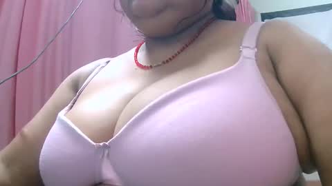 Snapshot of dipa2345 chatting on 12/20/25, 05:25 dipa2345 online show from 12/20/25, 05:25