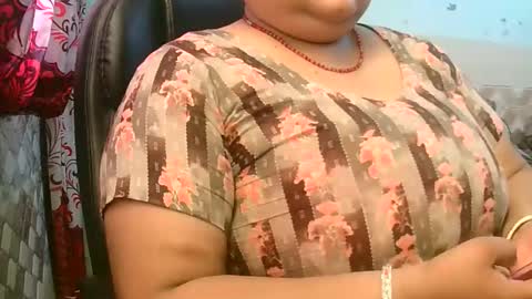 Snapshot of dipa2345 chatting on 03/08/26, 07:01 dipa2345 online show from 03/08/26, 07:01