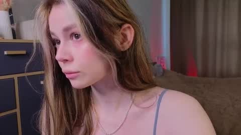 Snapshot of dipamellyy chatting on 04/10/26, 02:06 Diana online show from 04/10/26, 02:06