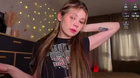 Snapshot of dipamellyy chatting on 04/24/26, 02:14 Diana online show from 04/24/26, 02:14