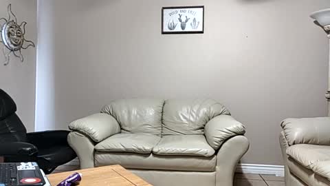 DIPSTIK online show from 09/17/25, 10:22