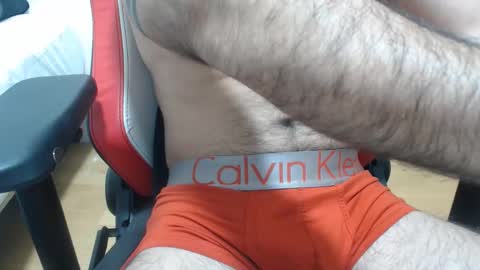 Snapshot of dirfocus chatting on 10/18/25, 03:13 Z online show from 10/18/25, 03:13