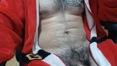 Snapshot of dirfocus chatting on 12/05/25, 09:18 Z online show from 12/05/25, 09:18