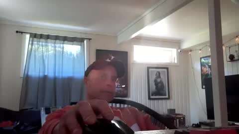 Snapshot of dirkdigglerofficial chatting on 06/10/26, 05:39 dirkdigglerofficial online show from 06/10/26, 05:39