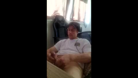 Snapshot of dirkdigglerofficial chatting on 06/11/26, 05:49 dirkdigglerofficial online show from 06/11/26, 05:49