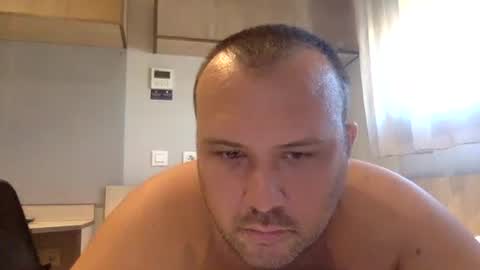 Snapshot of dirme chatting on 09/11/25, 04:29 dirme online show from 09/11/25, 04:29