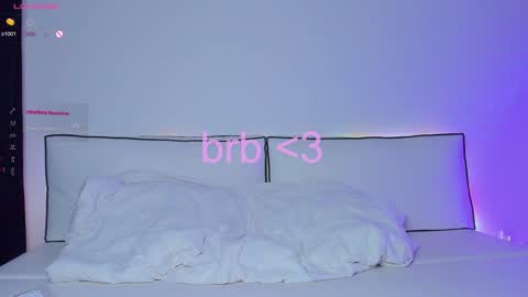 Snapshot of diroill chatting on 02/05/25, 03:23 Hailey online show from 02/05/25, 03:23