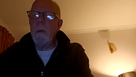 Snapshot of dirtboy_1 chatting on 06/13/26, 10:29 dirtboy_1 online show from 06/13/26, 10:29