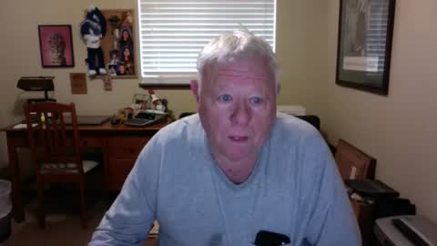 Snapshot of dirtrider195080438 chatting on 04/12/26, 05:29 dirtrider195080438 online show from 04/12/26, 05:29