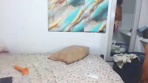 dirty_culona online show from 05/04/26, 02:13