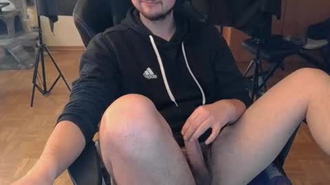 dirty_fun_boy online show from 10/31/25, 09:54