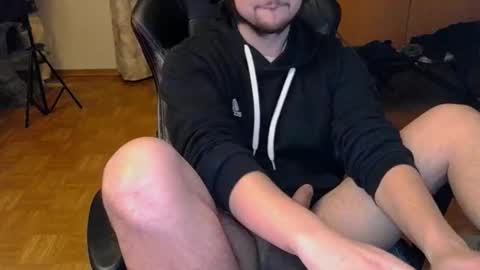 Snapshot of dirty_fun_boy chatting on 11/11/25, 05:35 dirty_fun_boy online show from 11/11/25, 05:35