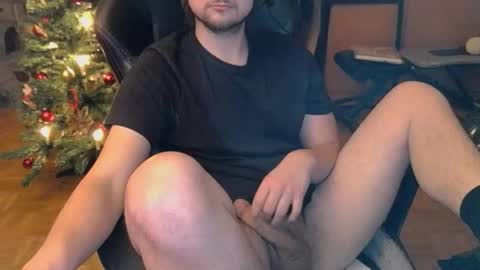 Snapshot of dirty_fun_boy chatting on 12/21/25, 01:13 dirty_fun_boy online show from 12/21/25, 01:13