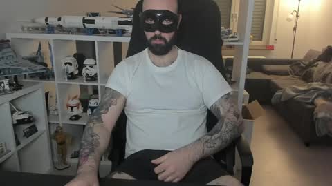 Robert online show from 12/21/24, 07:27