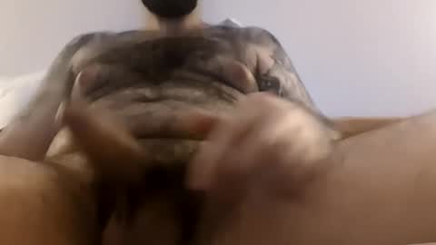 Robert online show from 01/05/25, 01:03