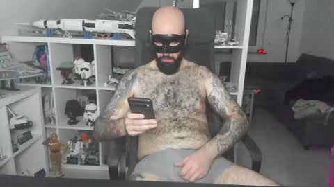 Robert online show from 11/27/25, 05:48