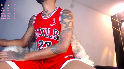 Snapshot of dirtybhot chatting on 10/05/25, 04:00 I just want to be happy online show from 10/05/25, 04:00