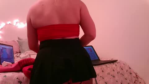 Daisy Wylde online show from 01/28/25, 08:36