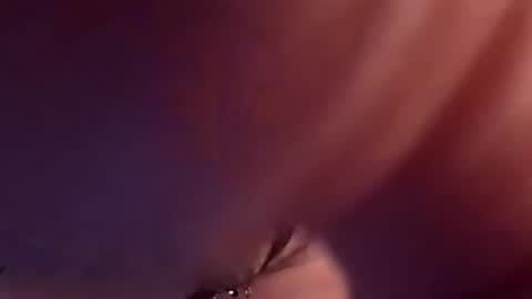 Snapshot of dirtydogsday chatting on 04/14/26, 11:22 Dirtydog online show from 04/14/26, 11:22