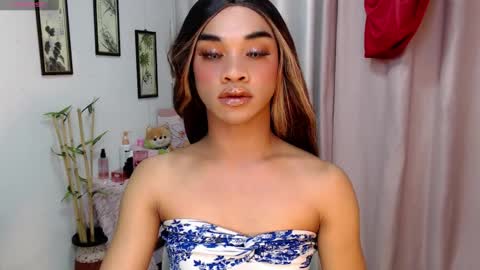 Snapshot of dirtyfag_faulkersons chatting on 12/21/25, 10:22 Ivana Yanna and Elisha online show from 12/21/25, 10:22