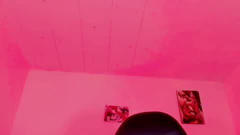 Naomy  online show from 10/03/25, 03:14