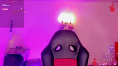 Snapshot of dirtygamesnaomy chatting on 02/04/26, 03:12 Naomy online show from 02/04/26, 03:12