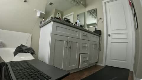 Daisy Love online show from 02/11/25, 09:03