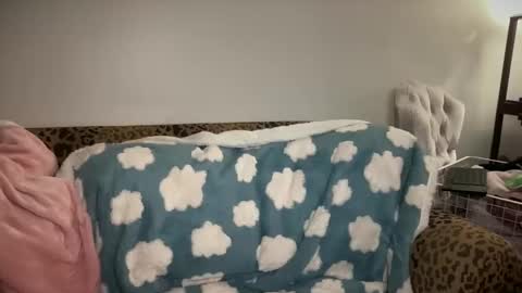 Snapshot of dirtylaneyjane chatting on 12/13/24, 03:49 Laney Jane online show from 12/13/24, 03:49