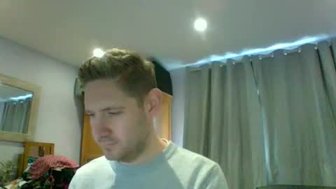 Exhibitionist Ben online show from 12/17/25, 12:00