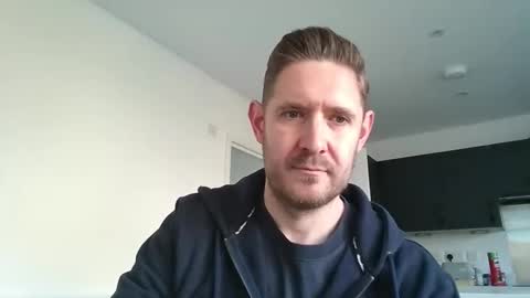 Snapshot of dirtylondon729 chatting on 03/11/26, 11:27 Exhibitionist Ben online show from 03/11/26, 11:27