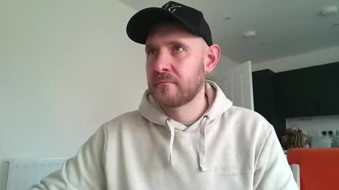 Snapshot of dirtylondon729 chatting on 04/01/26, 12:50 Exhibitionist Ben online show from 04/01/26, 12:50