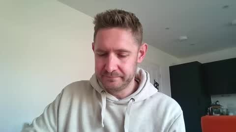 Snapshot of dirtylondon729 chatting on 04/16/26, 11:11 Exhibitionist Ben online show from 04/16/26, 11:11